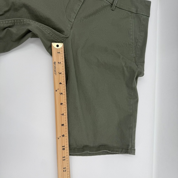 Loft Outlet Shorts Women 6 Petite Green Bermuda Roll Slash Pocket Stretch Casual - Picture 10 of 11